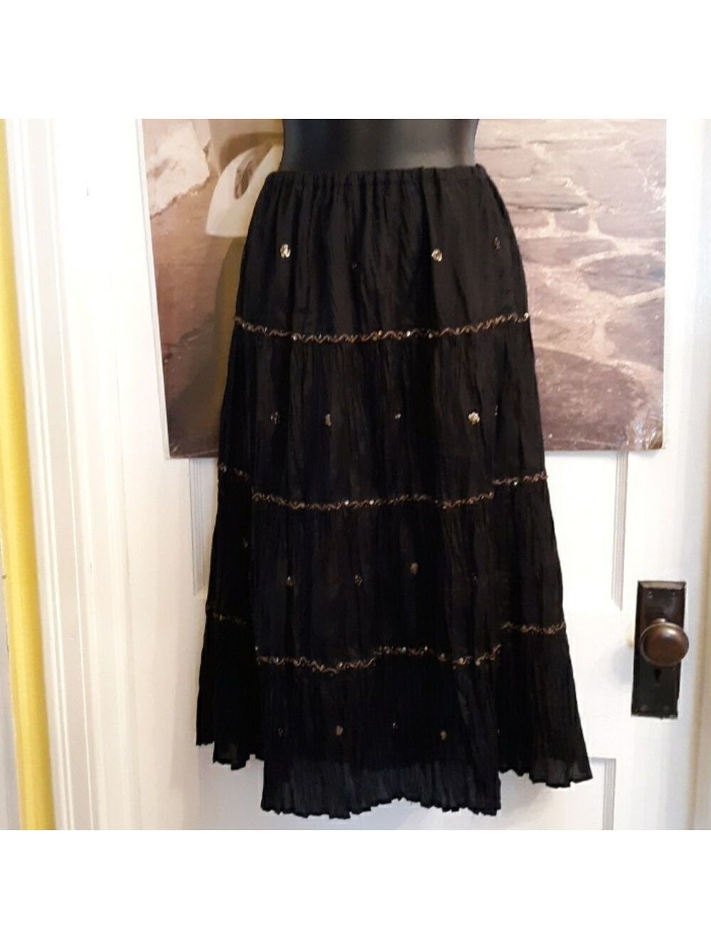 Sauci Crinkled black with gold thread,sequin NWOT